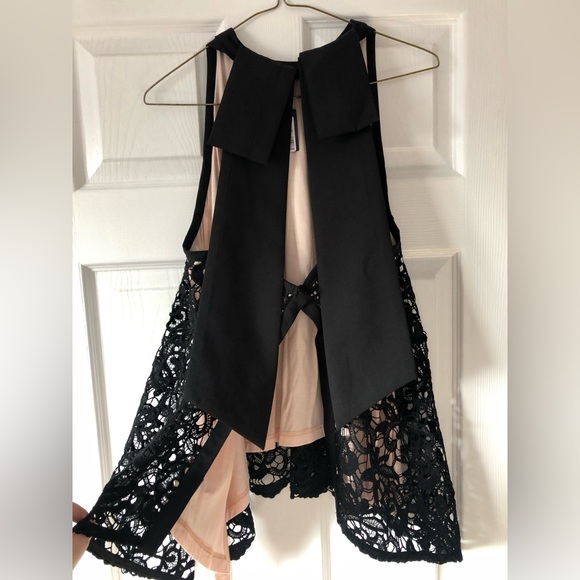 RW and Co Womens lace top - Picture 2 of 5